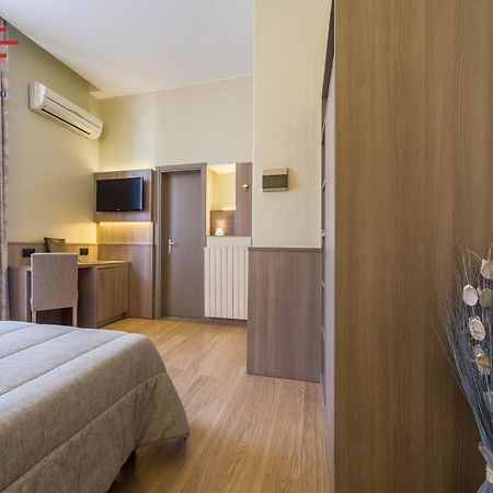 Hotel Est Piombino Exteriér fotografie